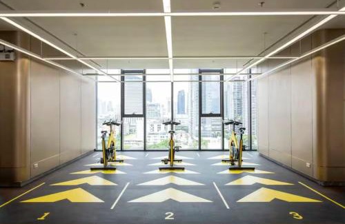 Rama 9 Apartment | Ultra luxury 1BR Condo MRT Asoke