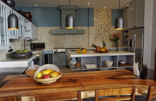 Manuel Antonio Villa | Ultra Luxury Balinese Style, Private Pool, Theater, Game-room