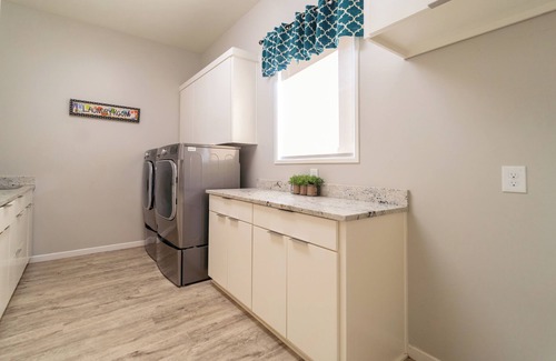 Lubbock House | Ultra Luxury, Pool, Basement, Garage, Hot Tub, in Luxurious Lubbock Neighborhood