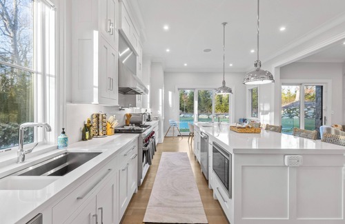 Bridgehampton House | Ultra Modern Bridgehampton Gem, Perfect Location, 6 Beds, Heated Pool, Hot Tub