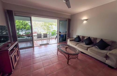 Wongaling Beach Apartment | Ulysses 1 - 2 Bedroom Spacious Ocean Views