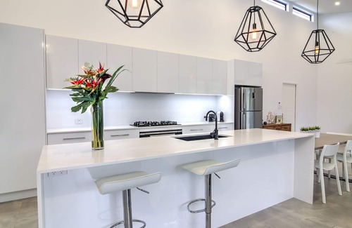 Craiglie House | Ulysses - 4BR House with 20m Heated Lap Pool