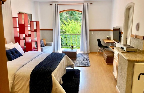 Jardim Andira Apartment | Um Loft Feliz com Natureza e Ótima Localização