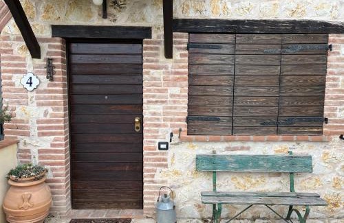 Collazzone Apartment | UMBRIA, "Casa Sagrantina" con PISCINA e pergolato