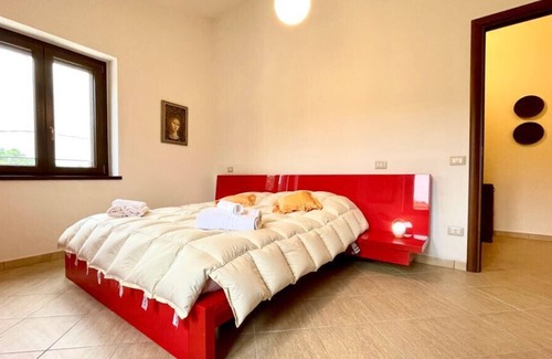 Lidarno Apartment | Umbrian Hills Flat - Free Parking & Garden