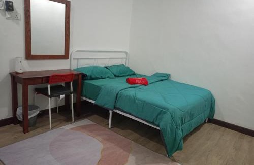 Taman Johor Jaya House | Umieta Homestay