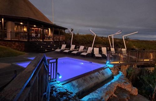 Ladysmith Cabin | Umzolozolo Private Safari Lodge & Spa