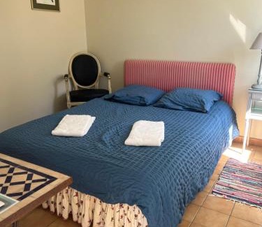 Saint-Pierre-d'Oleron Bed & Breakfast | Un air de famille