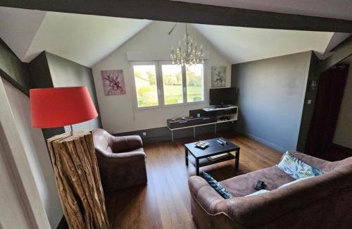 Saint-Venant Apartment | Un cadre exceptionnel " Le Jardin Bosselé "