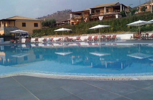 Cucco-Riviere House | Un'oasi di Relax sul Mare, di Fronte All'isola di Cirella!