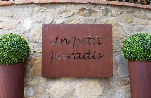 Castiglione della Valle House | Un Petit Paradis