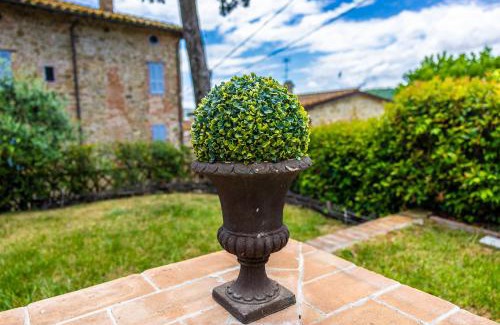 Castiglione della Valle House | Un Petit Paradis