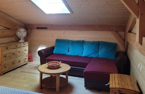 Chassiers Ski Chalet | Un Petit Paradis Dans un Espace de Verdure