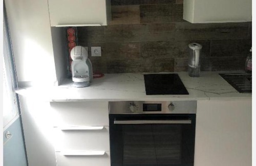 Roquefort-les-Pins Apartment | Un Studio dans un endroit tranquille