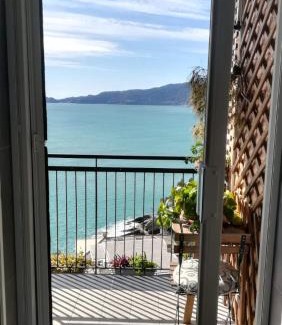 Zoagli Apartment | Una Conchiglia sul Mare Attico vista Portofino