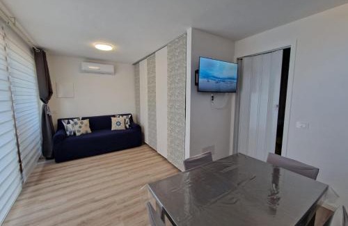 Cugnana Verde Apartment | Una finestra vista mare in Costa Smeralda