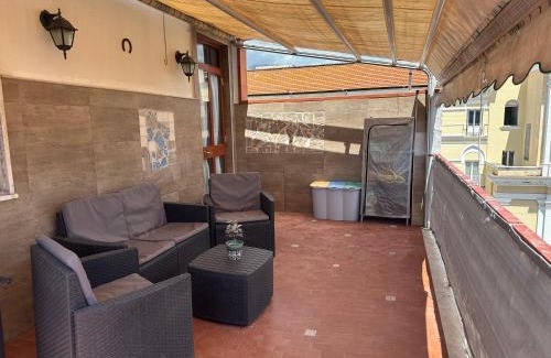 Torre Annunziata Apartment | Una Terrazza In Piazza