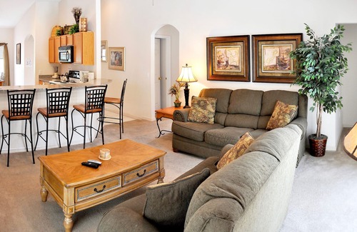 Thousand Oaks Villa | Unbeatable pool privacy ❤️ in a hidden tropical oasis close to Disney!