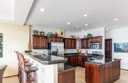 El Ocotal Condo | Unbelievable 3br Penthouse with amazing ocean views & private Rooftop patio