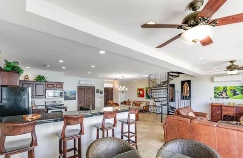El Ocotal Condo | Unbelievable 3br Penthouse with amazing ocean views & private Rooftop patio