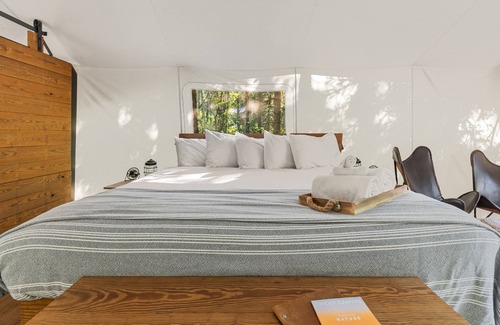 Coram Cabin | Under Canvas Glacier