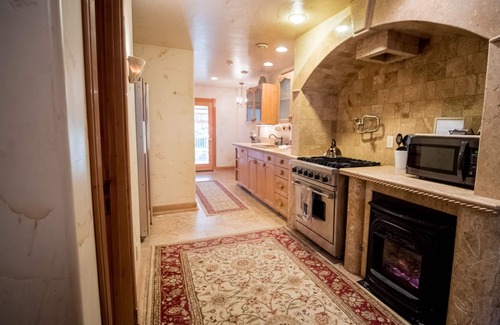 Steamboat Springs Apartment | Under the Gondola - Gondola Suite, Dog Friendly! #VHR-13-02