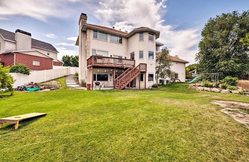 Millcreek Apartment | Under the Sea and Ski Apt with View, Near Dwtn