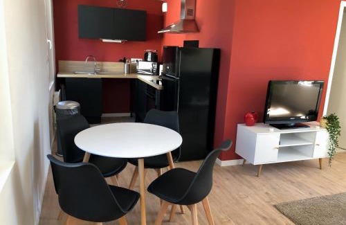 Bagneux Apartment | Une parenthèse de confort à proximité du centre
