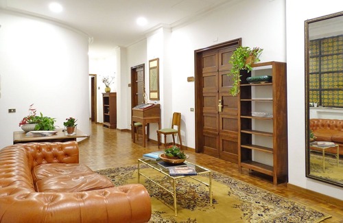 Rione II Trevi Apartment | Unforgettable A* stay in the heart of Rome - Free Wi-Fi A/C Parking