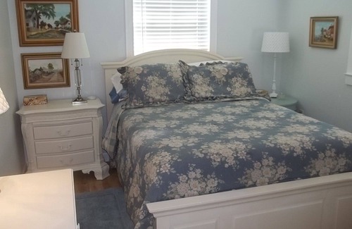 Hudson Beach Estates Cottage | Unforgettable beach hotel cottage Retreat