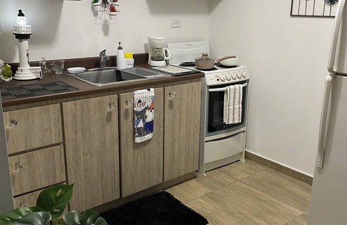 Barrero Apartment | Unidad 1 - Casa Cuatro Palmas 🌴