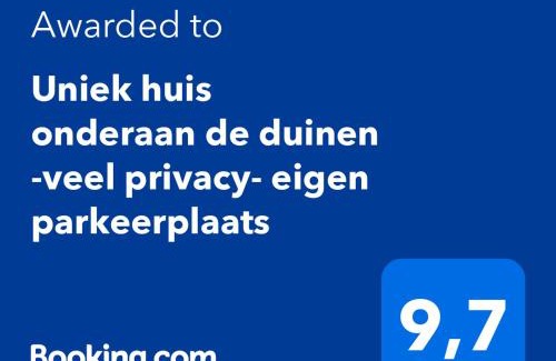 Domburg House | Uniek huis onderaan de duinen -veel privacy- eigen parkeerplaats
