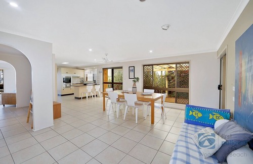 Woodgate House | Uninterrupted views of the Ocean from the Verandah