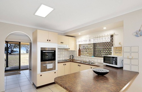 Woodgate House | Uninterrupted views of the Ocean from the Verandah