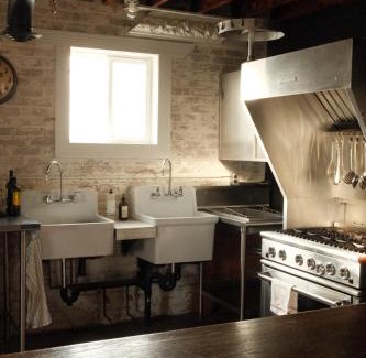Walkerville Apartment | Unique 2-BDR Historic Warehouse Loft with Terrace ! ! !