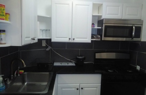 Downtown Baltimore Apartment | Unique 2 <}