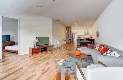 Cote-Des-Neiges—Notre-Dame-De-Grace Condo | UNIQUE. 2500 SF HIGH END PROPERTY