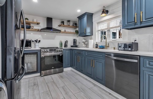 Methuen House | Unique 4bedrooms 2 bathrooms stunning getaway unit