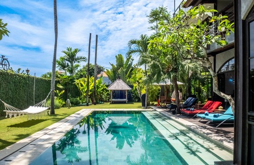 Petitenget Villa | Unique 6 Bdrm Villa In Central Seminyak/Petitenget