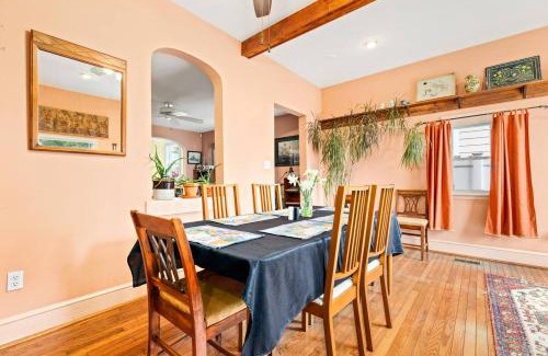 Annapolis House | Unique And Central In Eastport