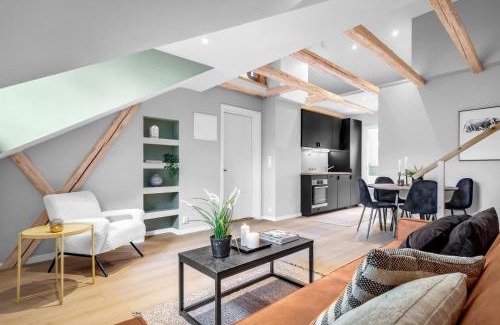 Grunerlokka Apartment | Unique and modern top floor - Super central