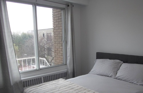Cote-Saint-Luc Apartment | Unique and Renovated 3 Bedroom Apartment
