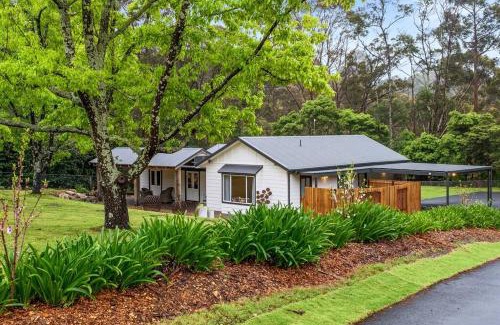 Bilpin House | Unique and secluded Poppy Cottage