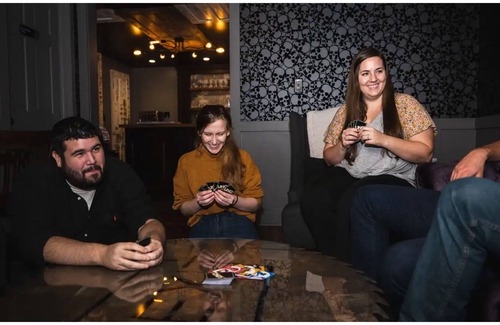 Hinckley House | ♣ Unique & Artsy Former Escape Room ♣ w/ Outdoor Fire Pit