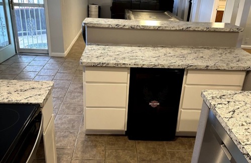 Thornton House | Unique basement unit for families, singles, travel nurse & couples in Denver