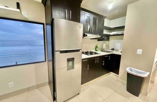 Costa Apartment | Unique Beachfront ocean view lovely 1BD