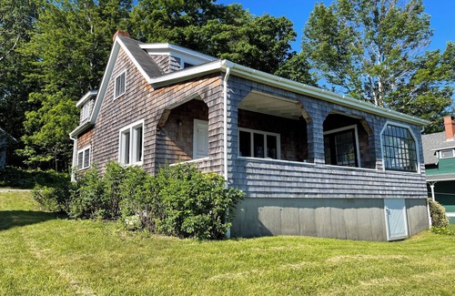Bayside Cottage | Unique, Charming Cottage on Penobscot Bay - Gorgeous Views!