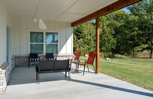 Tulsa House | Unique Connected Two Side Home for Groups!