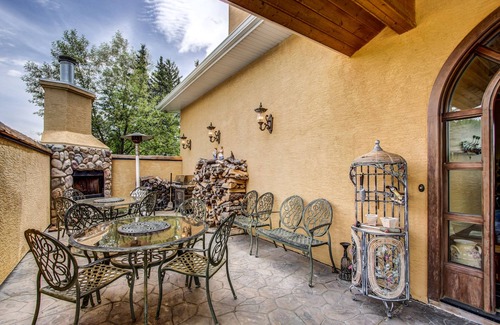 Calgary Cottage | Unique cottage