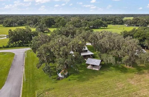 Webster Cabin | Unique Country home in Sumter County, Florida close to Sumter Fairgrounds.